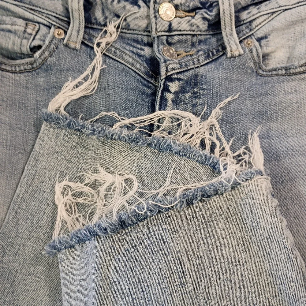 EUC High Rise Original Fit Kick Boot Ankle Women's Size 8 Short Blue Denim Jeans